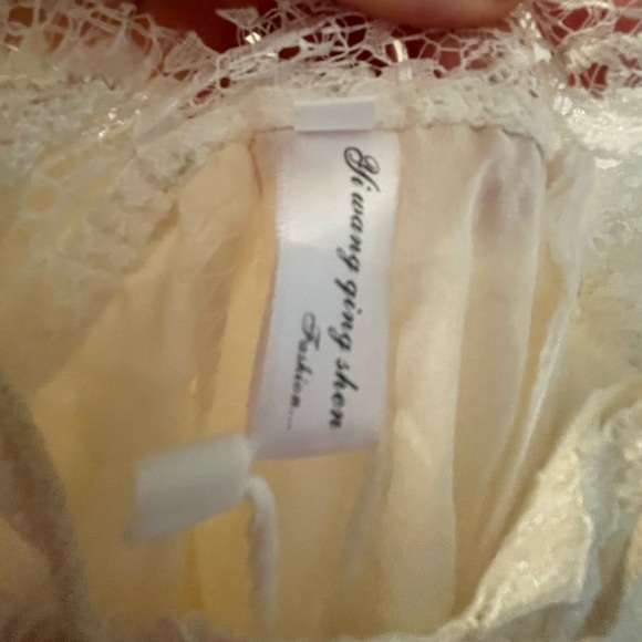 Korean white dress - Picture 3 of 5